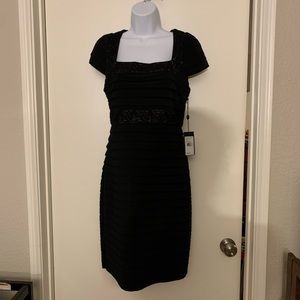 Adrianna Papell Lace Stretch Jersey Dress 6P